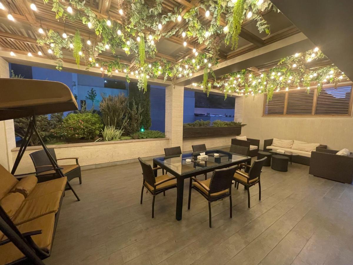 Ibiza Hotel&Spa Erévan Extérieur photo