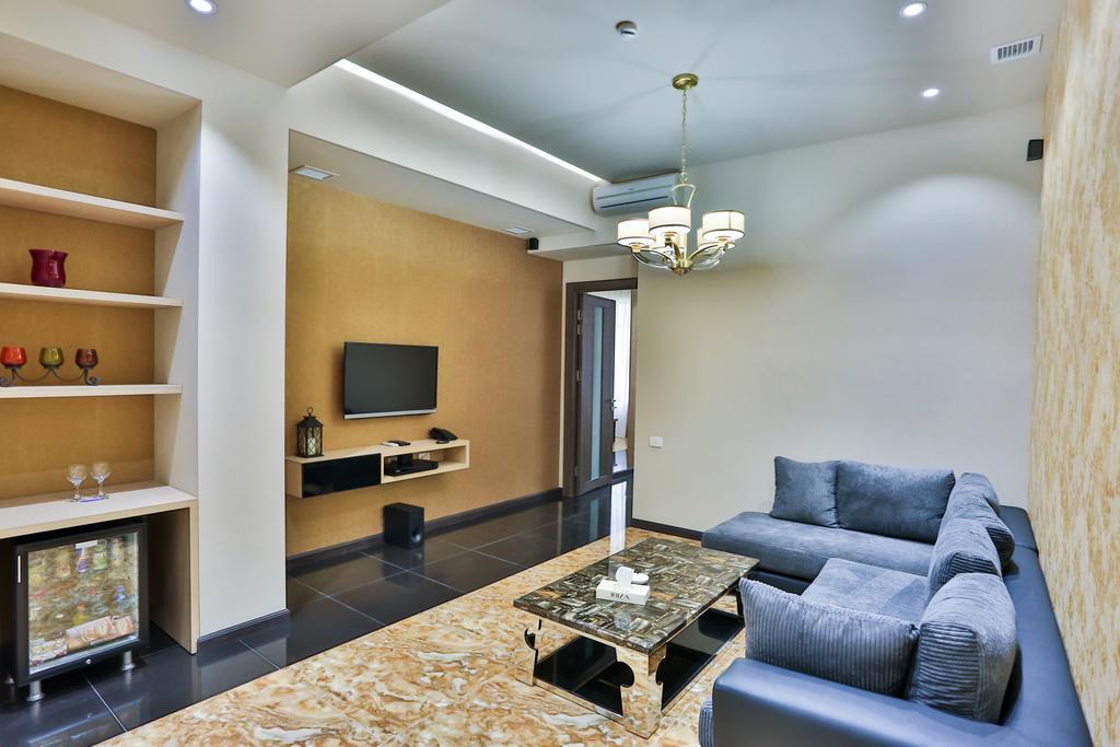 Ibiza Hotel&Spa Erévan Extérieur photo