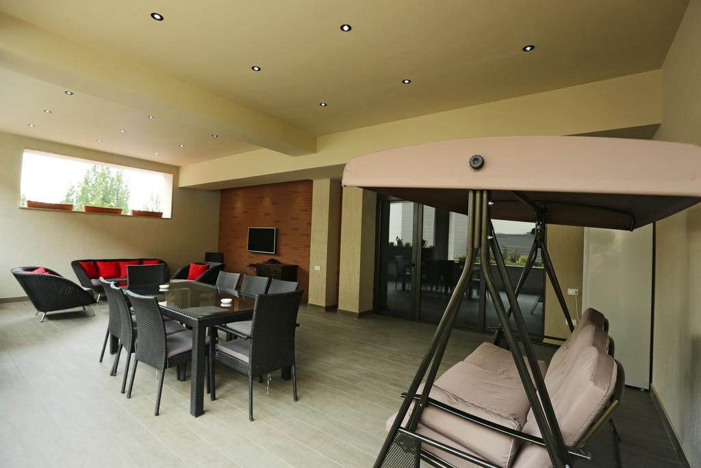 Ibiza Hotel&Spa Erévan Extérieur photo