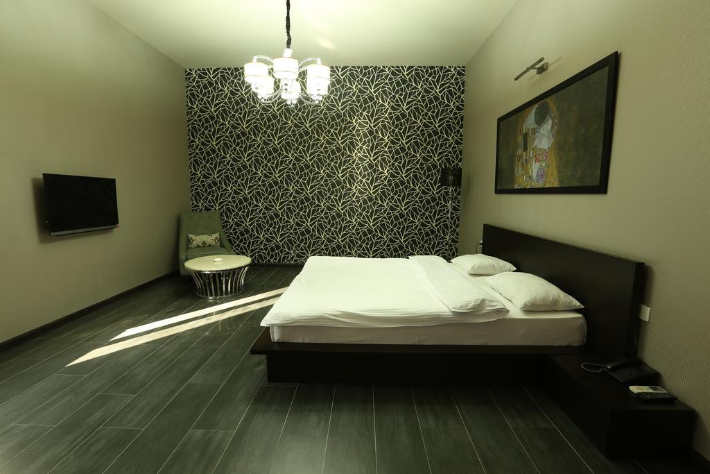 Ibiza Hotel&Spa Erévan Extérieur photo