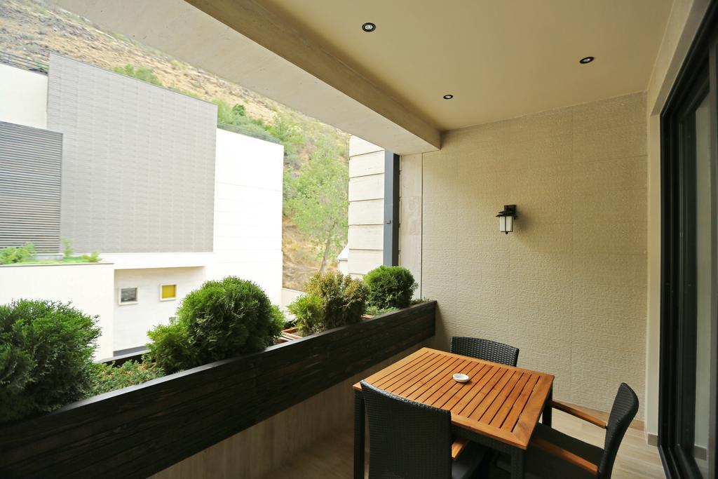 Ibiza Hotel&Spa Erévan Extérieur photo