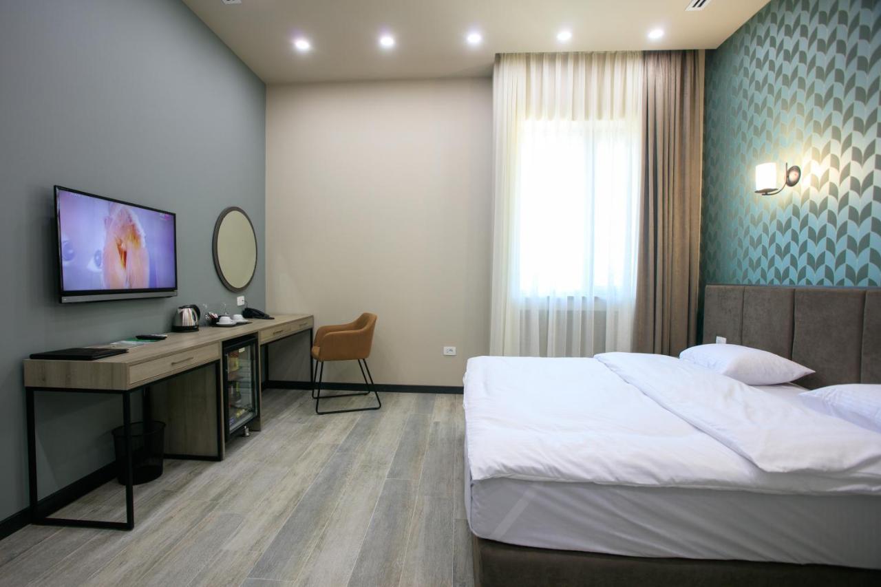 Ibiza Hotel&Spa Erévan Extérieur photo